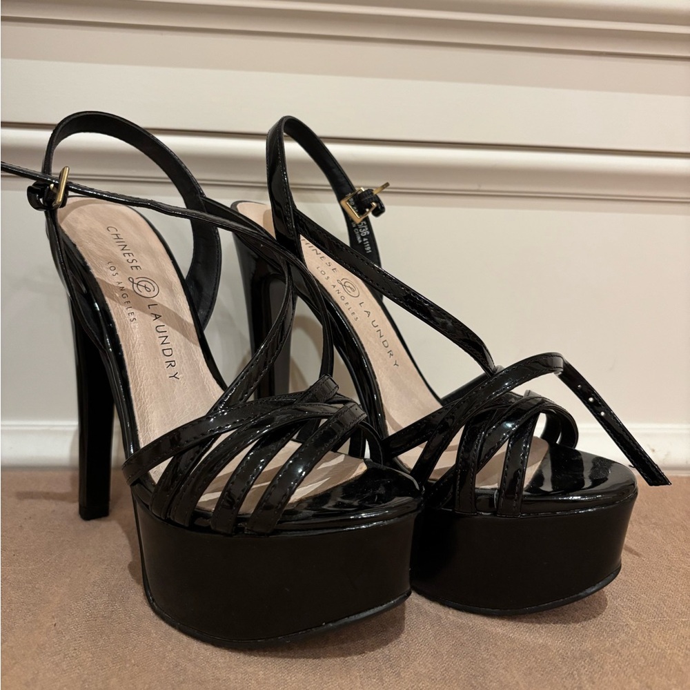 Chinese Laundry Glossy Black Platform Heels - 5.5